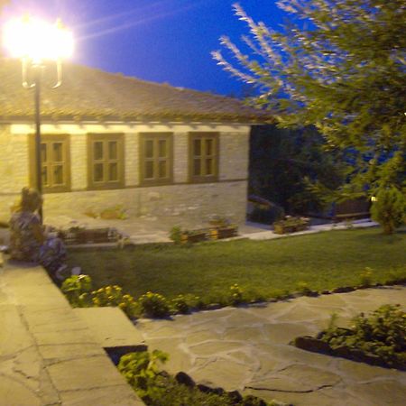 Guest House Zarkova Kushta Żerawna Zewnętrze zdjęcie