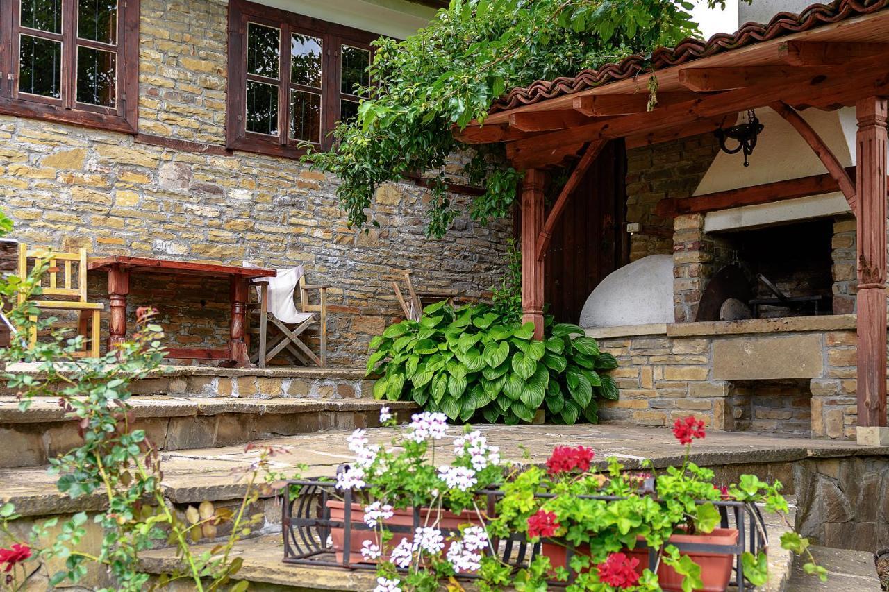 Guest House Zarkova Kushta Żerawna Zewnętrze zdjęcie